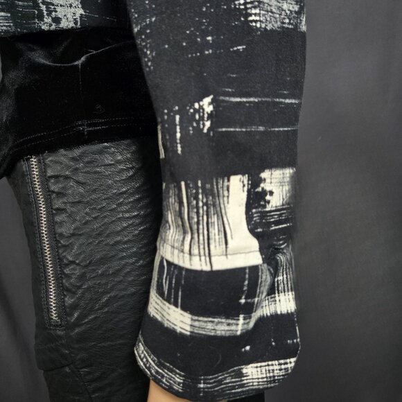 Vintage Bolero Jacket Faux Fur Collar Size L Black White Abstract Print Italy - Picture 9 of 13